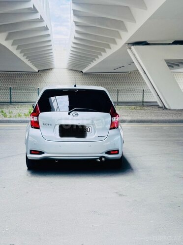 Nissan Note-6