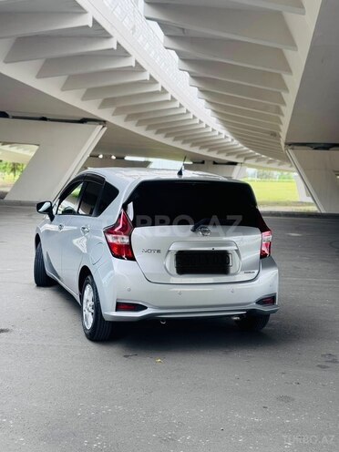 Nissan Note-11