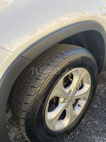 Kia Sorento-10