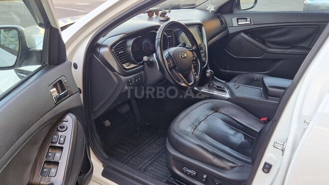 Kia Optima-13