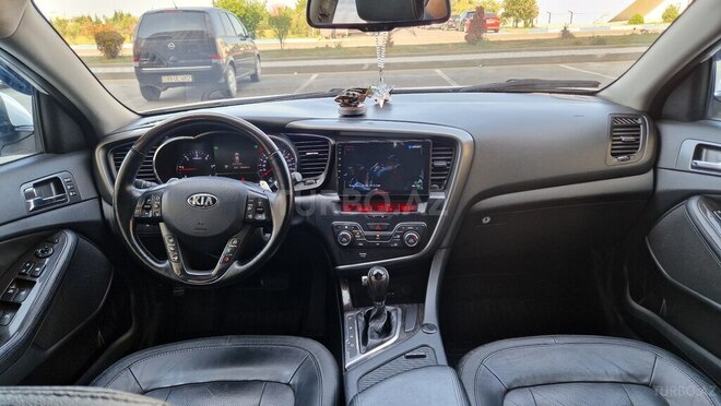 Kia Optima-15
