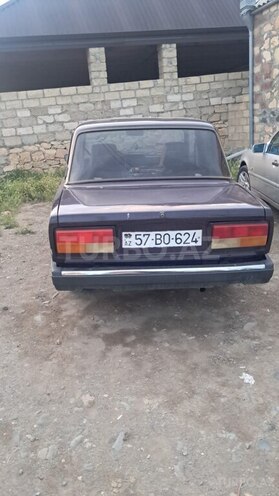 LADA (VAZ) 2107-2