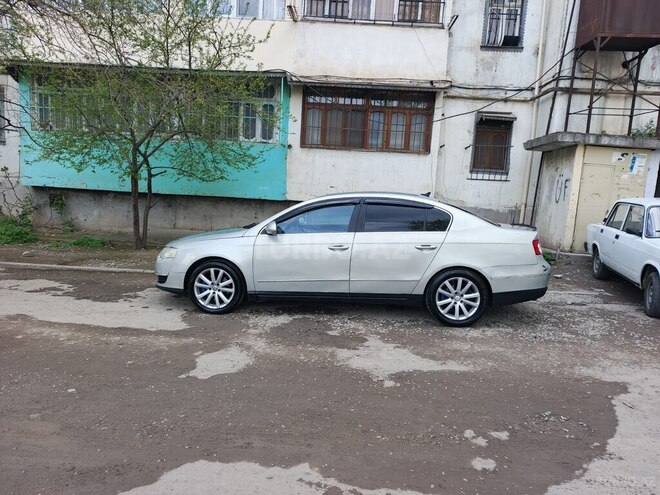 Volkswagen Passat-5