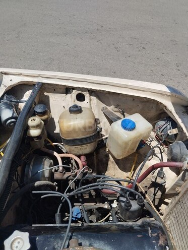 LADA (VAZ) 2106-7