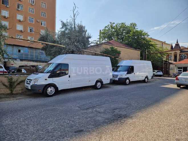 Ford Transit-3