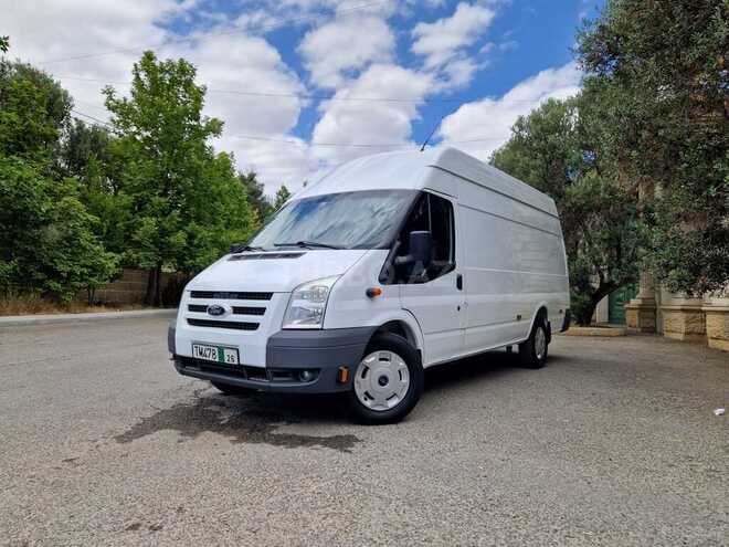 Ford Transit-5