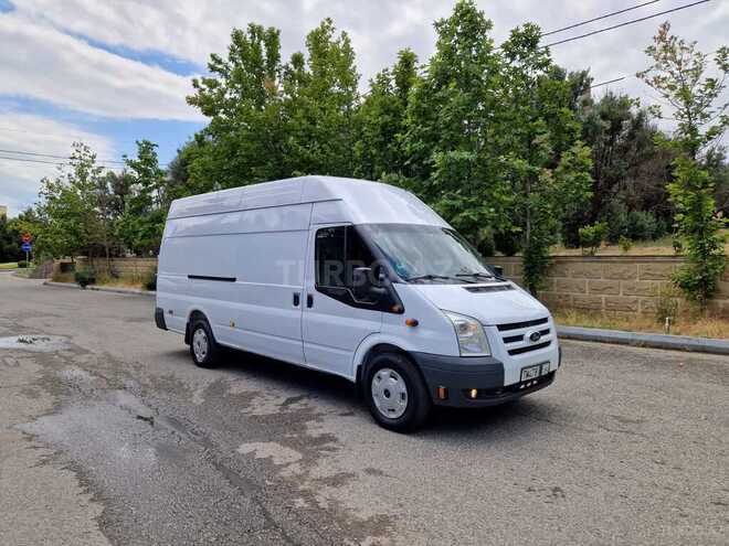 Ford Transit-1
