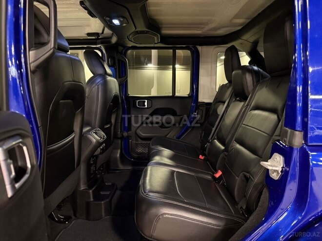 Jeep Wrangler-9