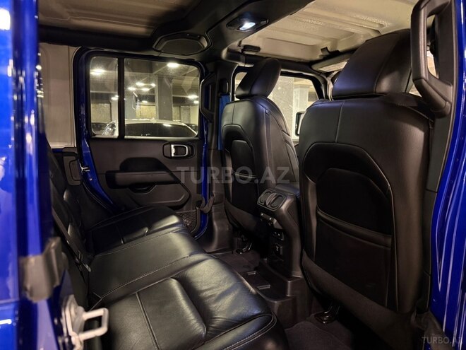 Jeep Wrangler-14