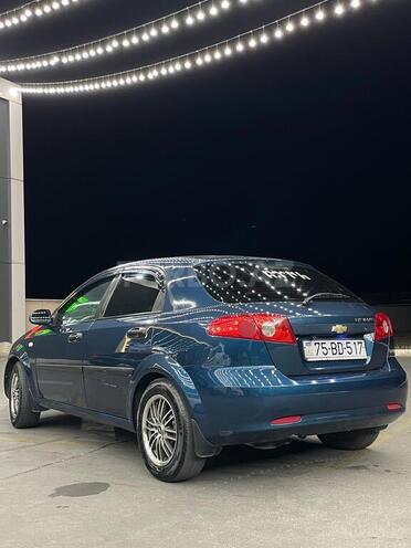 Chevrolet Lacetti-8