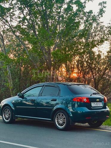 Chevrolet Lacetti-2