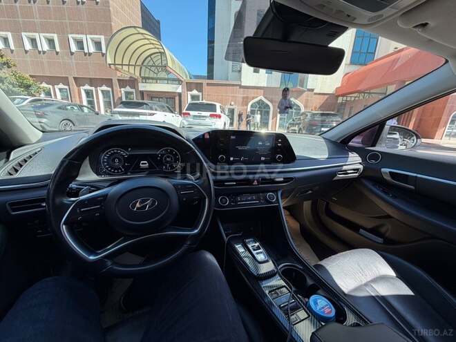 Hyundai Sonata-9