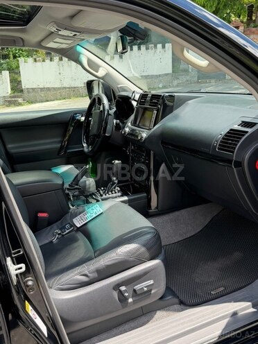 Toyota Land Cruiser Prado-14