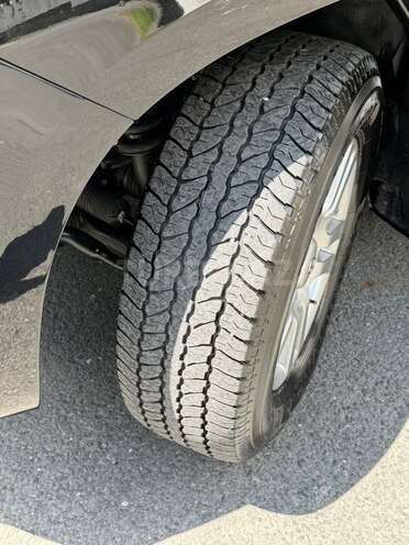 Toyota Land Cruiser Prado-11