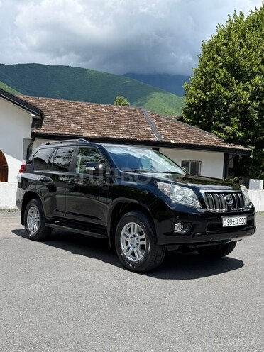 Toyota Land Cruiser Prado-3