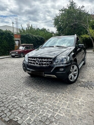 Mercedes ML 350 4MATIC-11