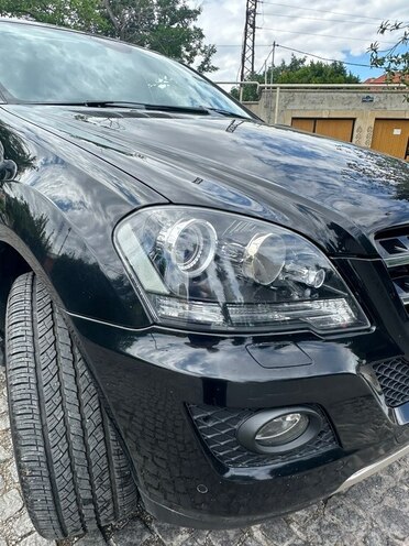 Mercedes ML 350 4MATIC-7