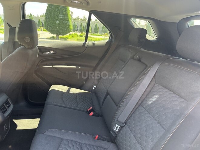 Chevrolet Equinox-13