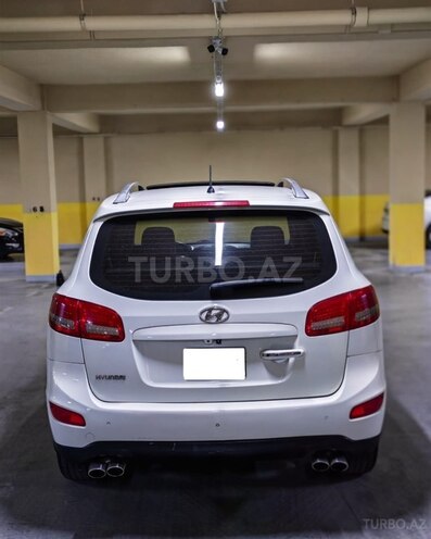 Hyundai Santa Fe-4