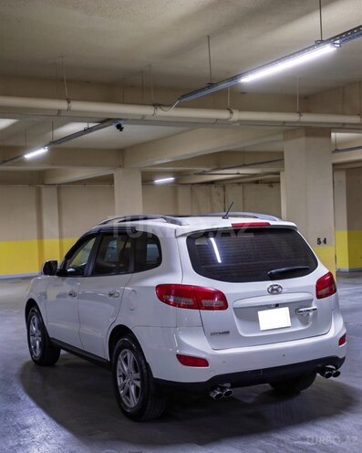 Hyundai Santa Fe-6