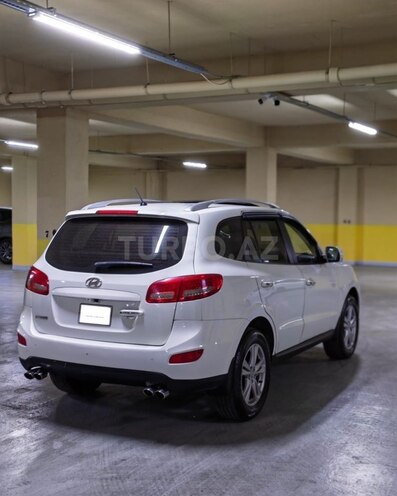 Hyundai Santa Fe-5