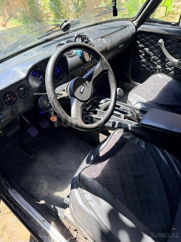 LADA (VAZ) 2106-5