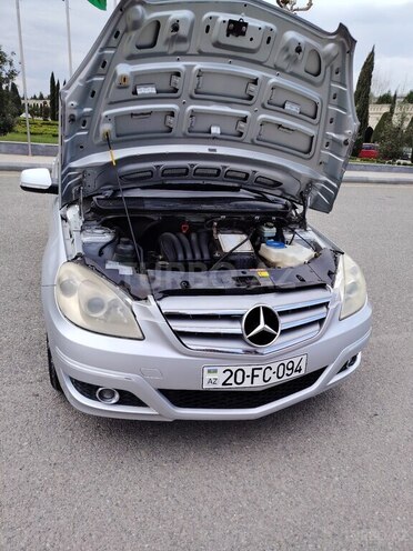Mercedes B 170-3