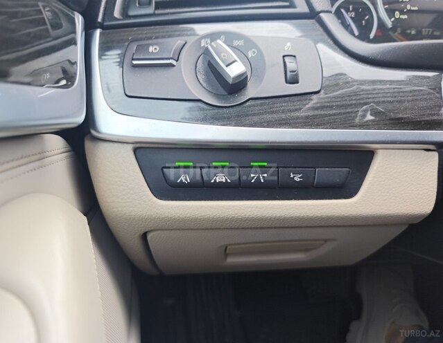 BMW 528-16