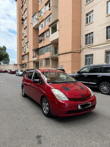 Toyota Prius-2