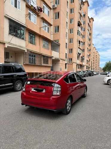 Toyota Prius-12