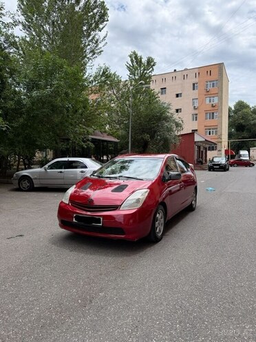 Toyota Prius-11