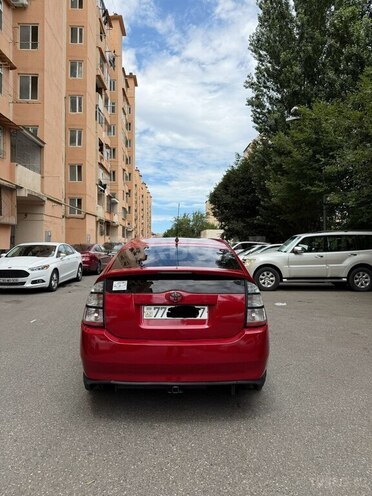 Toyota Prius-9