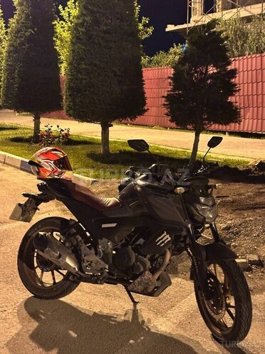 Yamaha FZ-S FI Deluxe-2