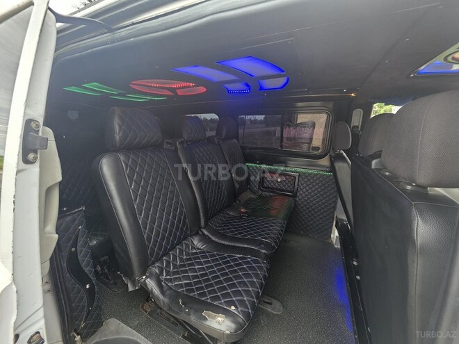 Mercedes Vito 111 CDI-10