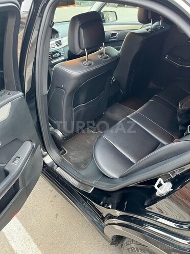 Mercedes E 220-4