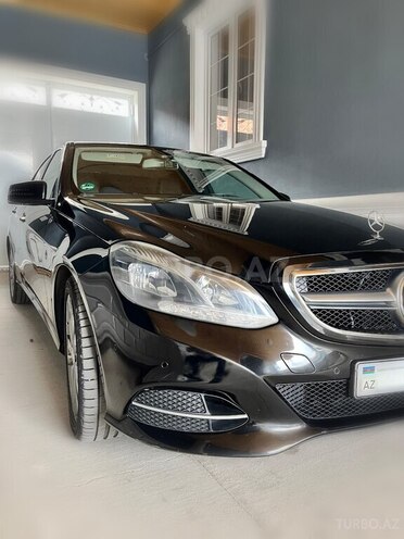 Mercedes E 220-6