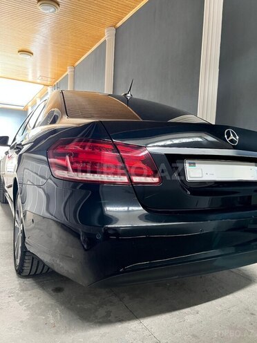 Mercedes E 220-8