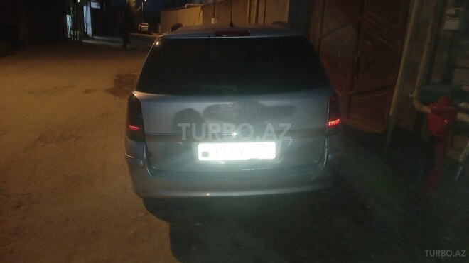 Opel Astra-8