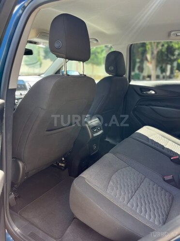 Chevrolet Equinox-7