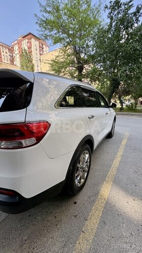Kia Sorento-9