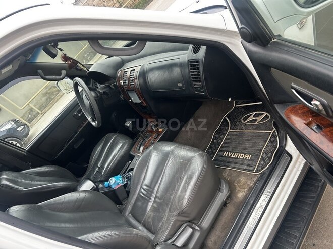 Hyundai Terracan-13