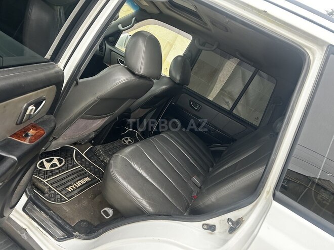 Hyundai Terracan-16