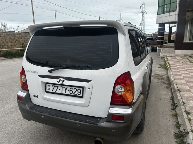 Hyundai Terracan-11