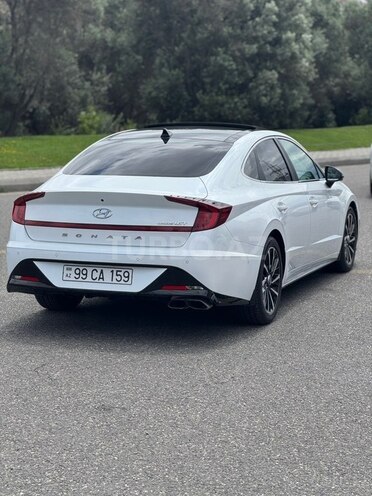 Hyundai Sonata-5