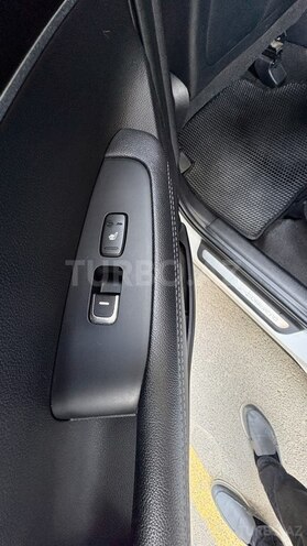 Kia Sorento-15