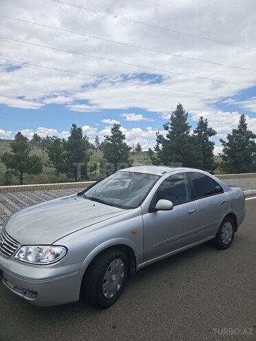 Nissan Sunny-5