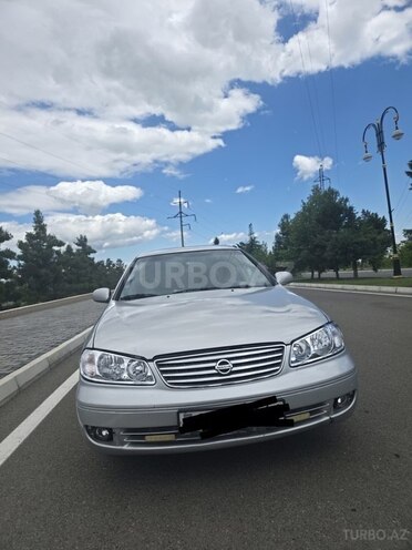 Nissan Sunny-1