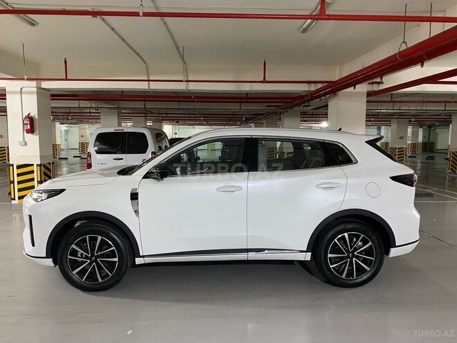 Changan Qiyuan Q05-6