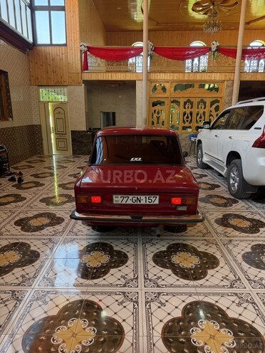 LADA (VAZ) 21011-2