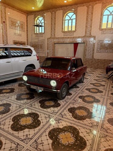 LADA (VAZ) 21011-4